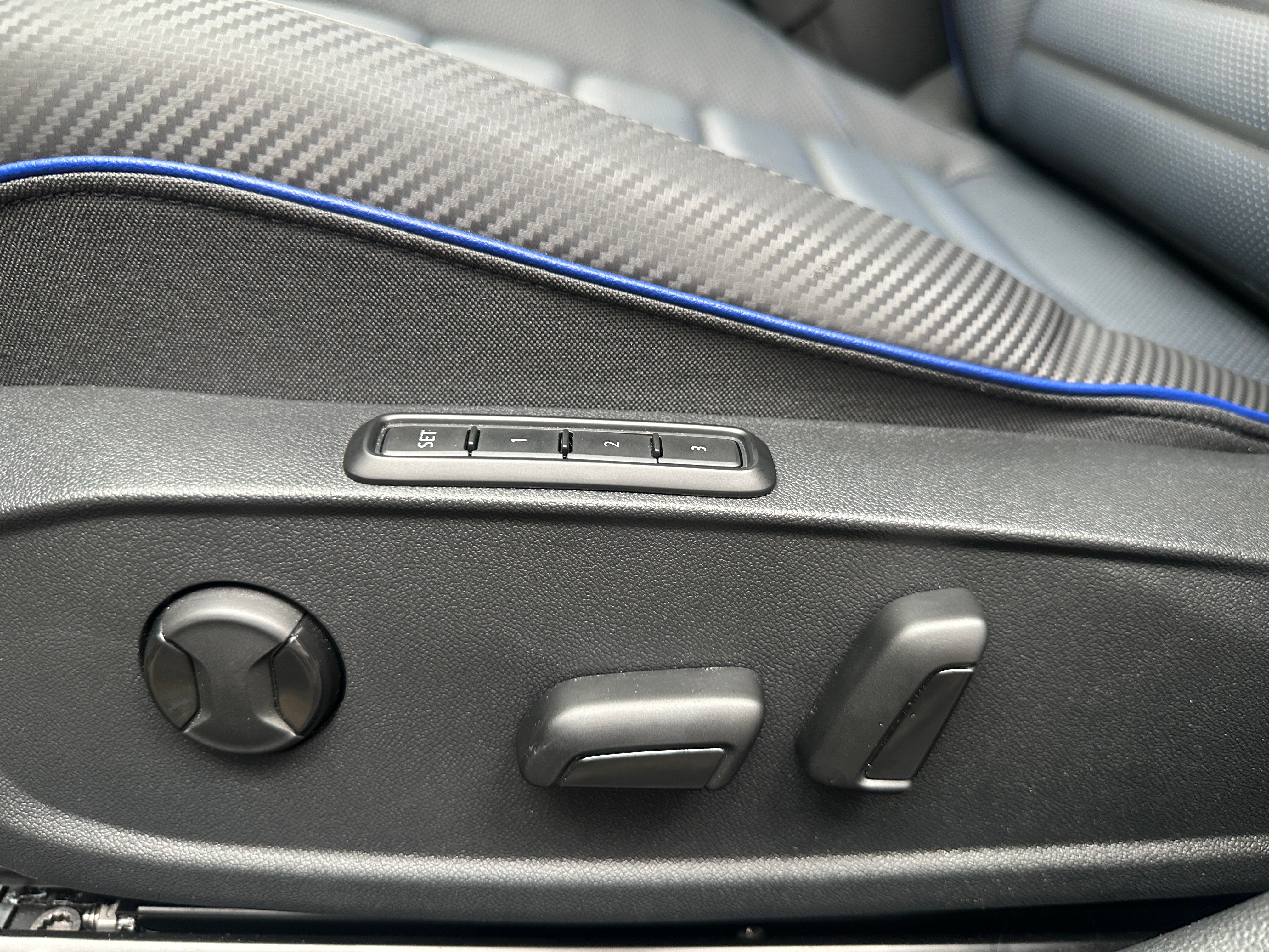 volkswagen golf r 2026 WVWJF7CD4TW209852 image volkswagen golf r 2026 WVWJF7CD4TW209852 image
